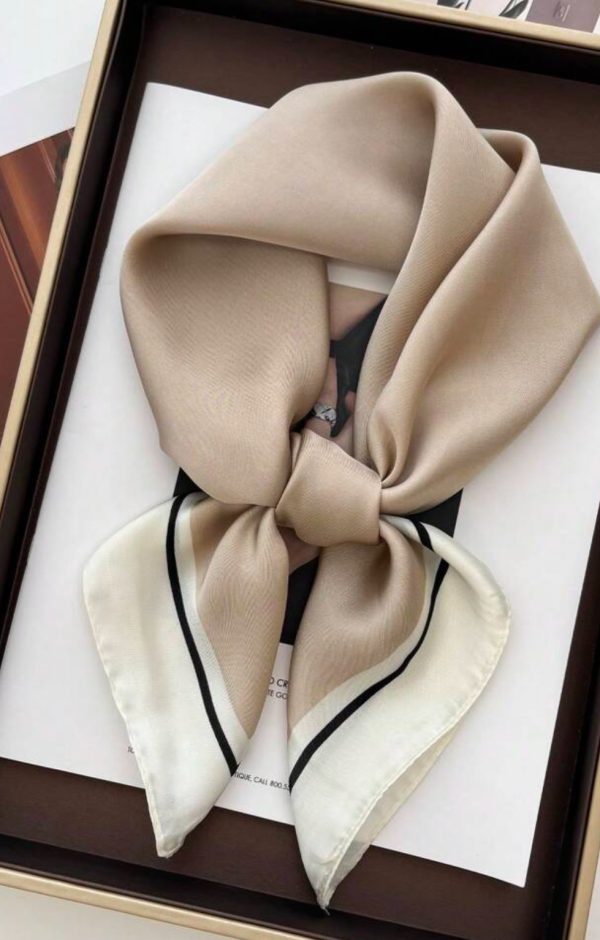 Bandana- beige silk